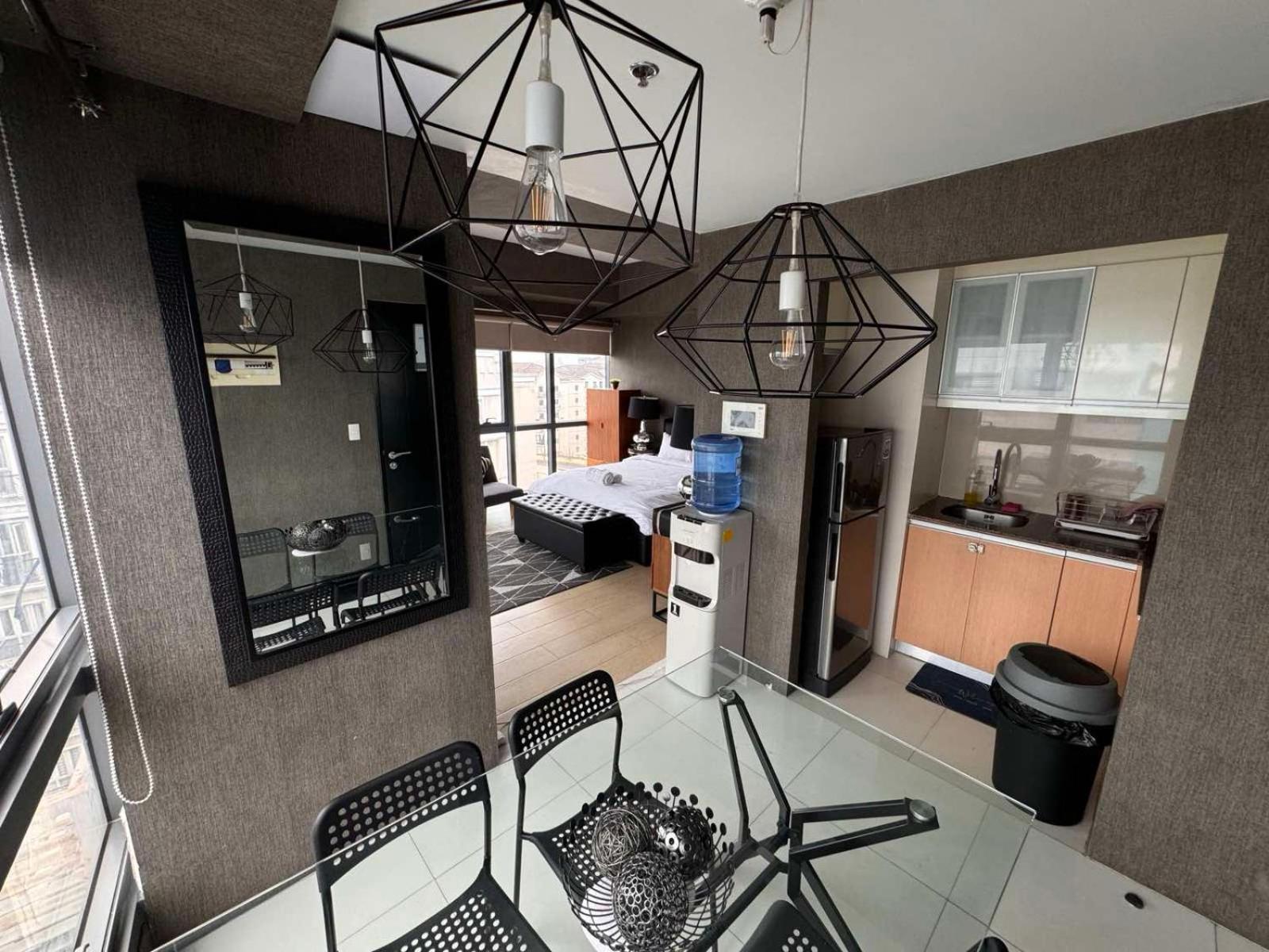 Modern Studio At Naia Terminal 3 Манила Экстерьер фото